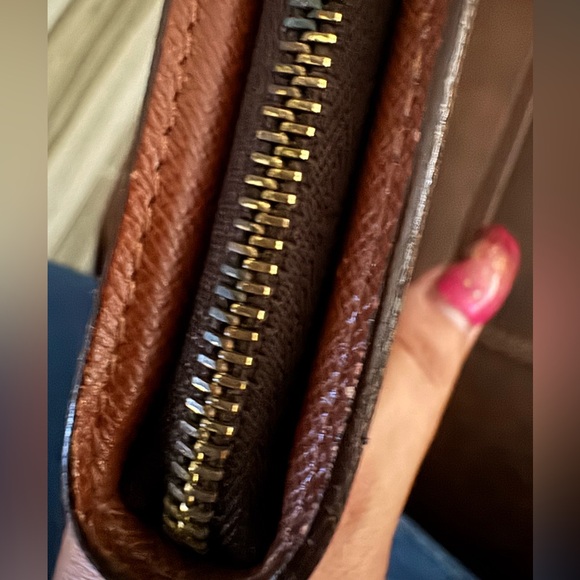 Louis Vuitton Monogram Porte Monnaie Zippy Long - Picture 11 of 14